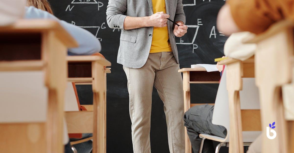 UNIVERSITY REGISTRAR JOB DESCRIPTION - BIZCRM APP